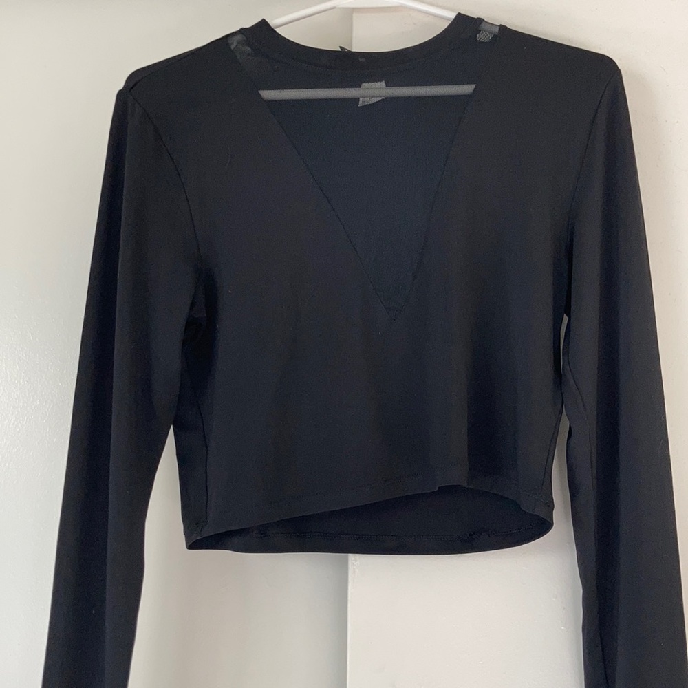 H&M Crop Top 🖤 - Picture 4 of 4